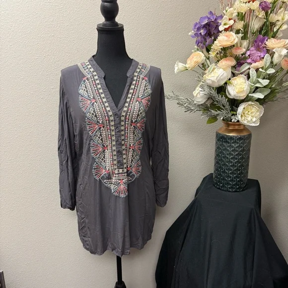 Luna Moon Gray Boho Embroidered Tunic Top L Long Sleeve Festival Fall Spring - Picture 1 of 11
